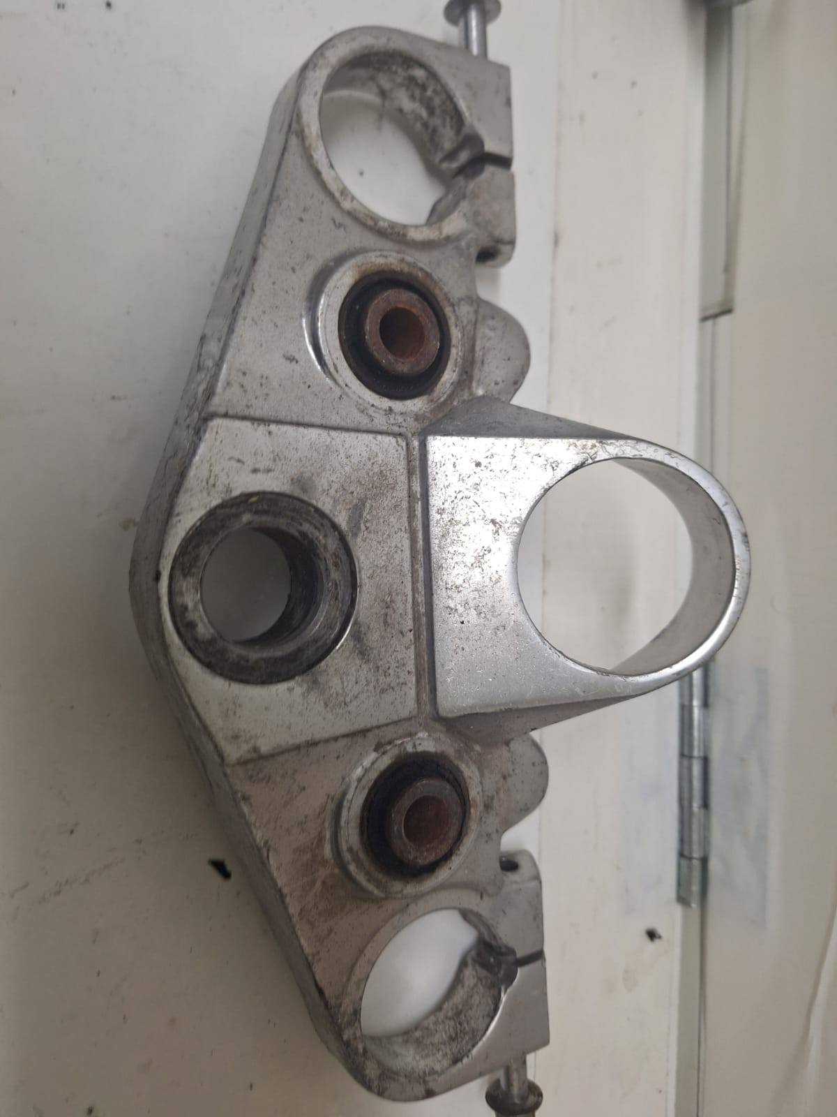Vapour blasting for detailed restoration work