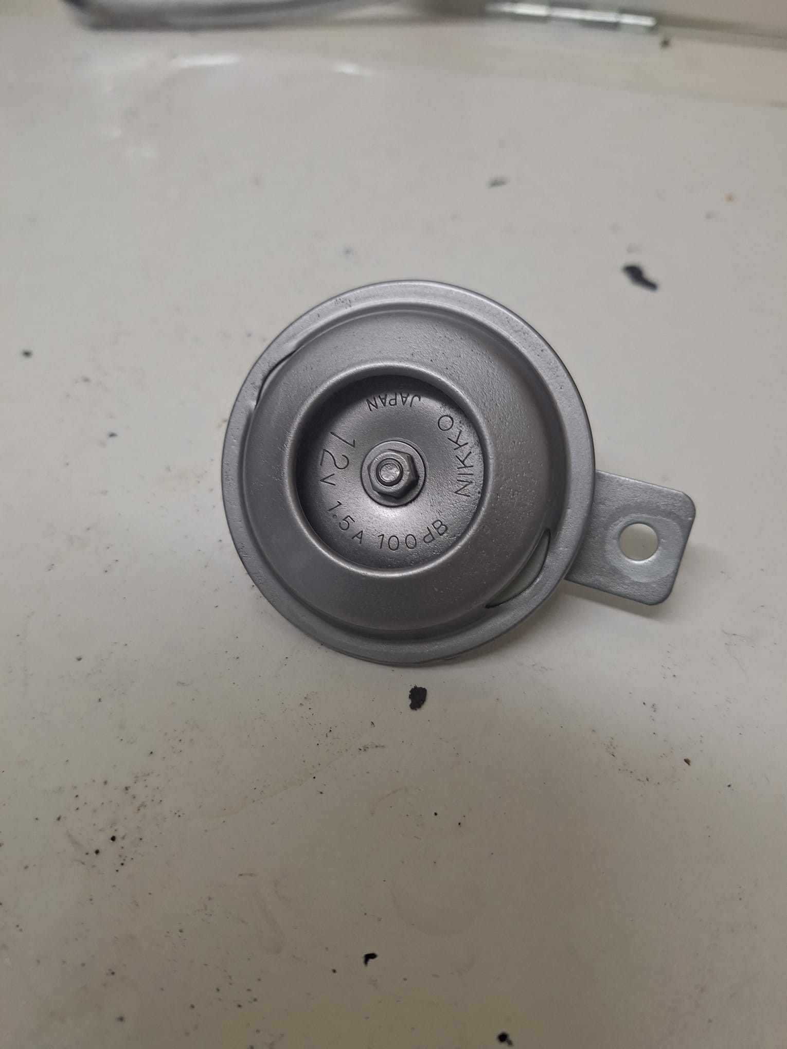 Vapour blasting restoring dull aluminium to original look